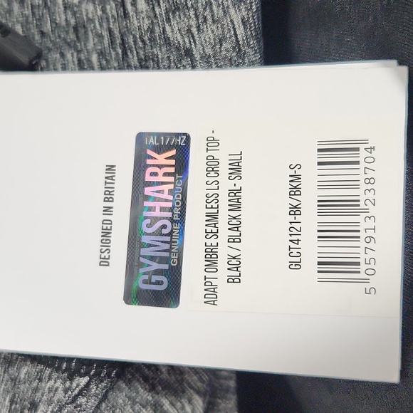 Gymshark Adapt Ombre Seamless LS Crop Top Black/Black Marl Small - Picture 11 of 11